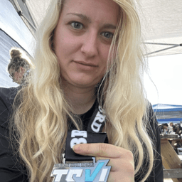 Rebecca Pflueger, Blackhawks