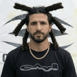 Gabian Mundo, EAVL
